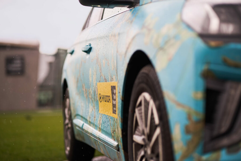 Pormenor Lateral do Hyundai IONIQ na parceria com o Museu Van Gogh